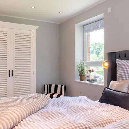 Haff-living * Haffkrug